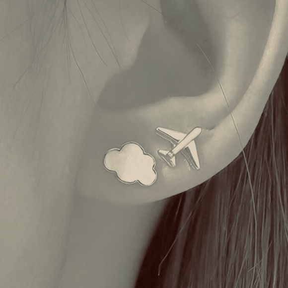 “Fly the Friendly Skies” Airplane Plane & Cumulus Cloud Sky Weather Travel Studs - Picture 3 of 12